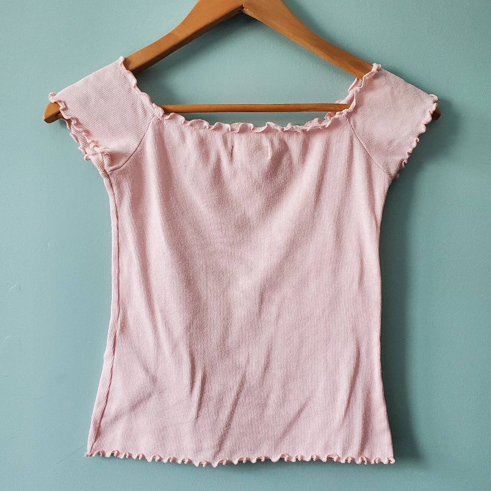 3/$15 Hollister Pink Ruffle Trim Women's Crop Top